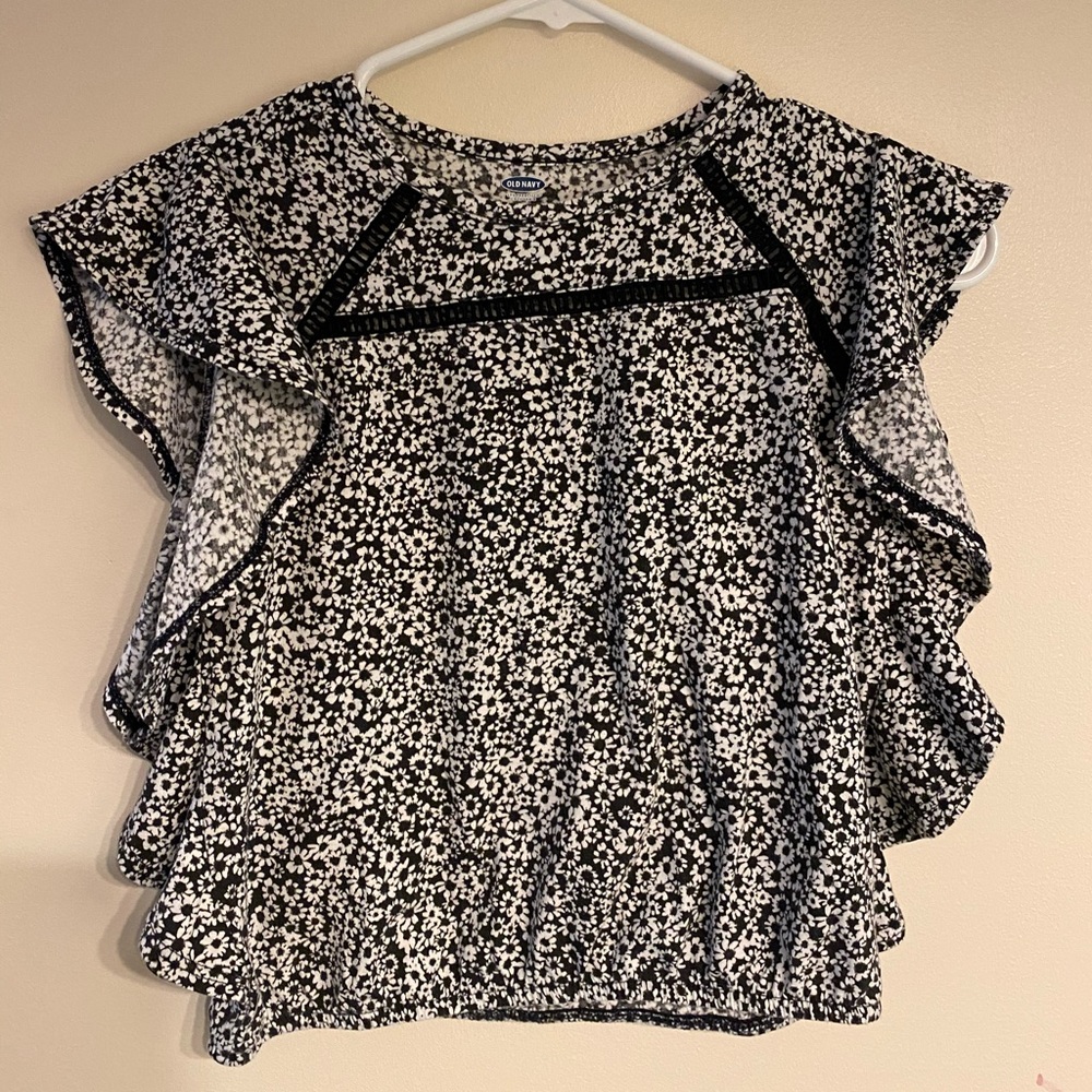 Old Navy flutter sleeve top